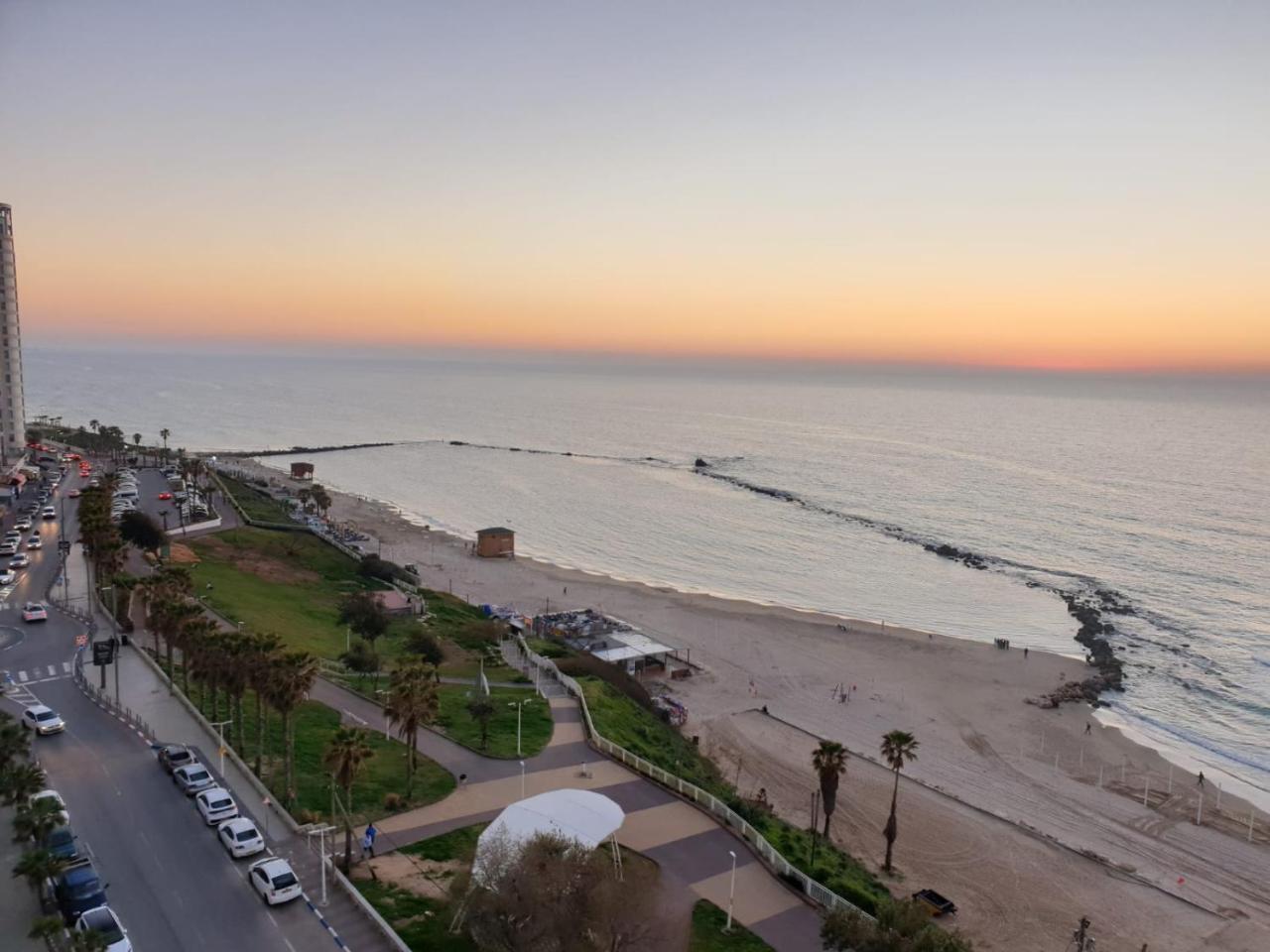 Spat Beach Bat Yam Esterno foto