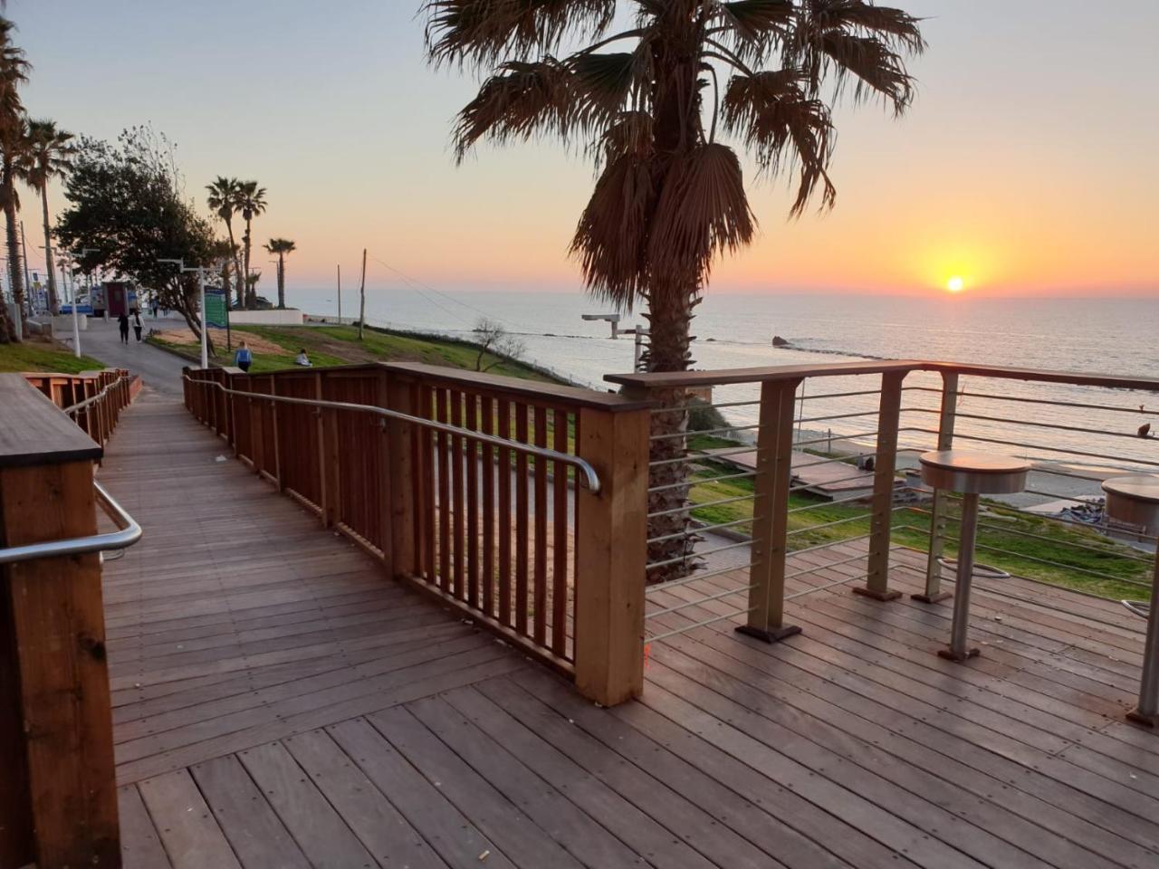 Spat Beach Bat Yam Esterno foto