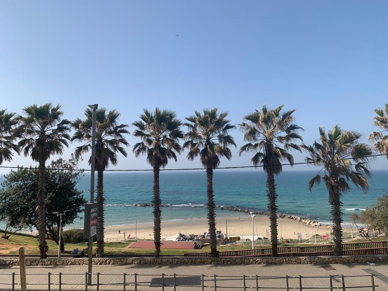 Spat Beach Bat Yam Esterno foto