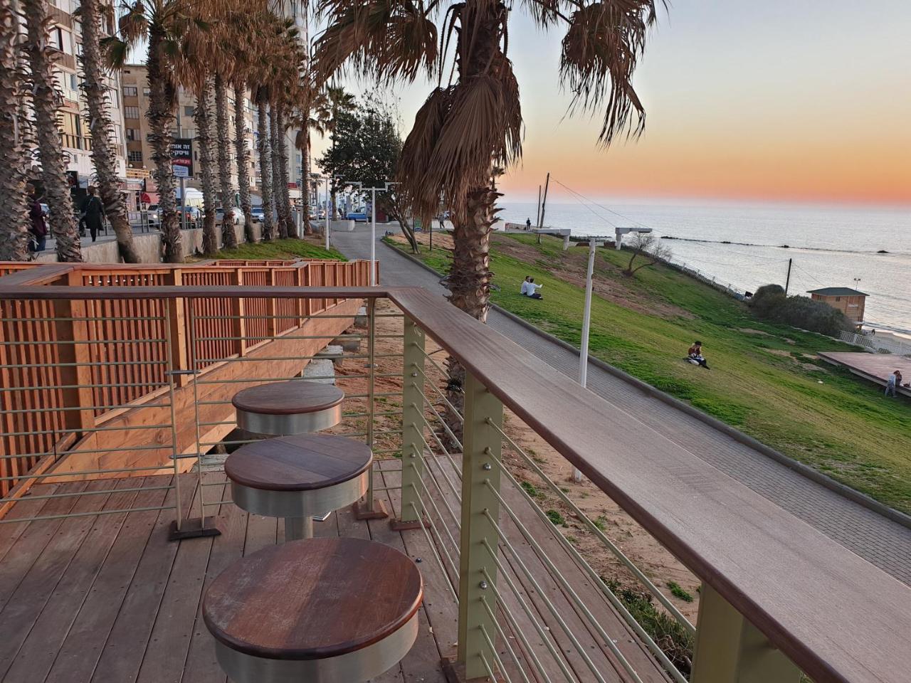 Spat Beach Bat Yam Esterno foto