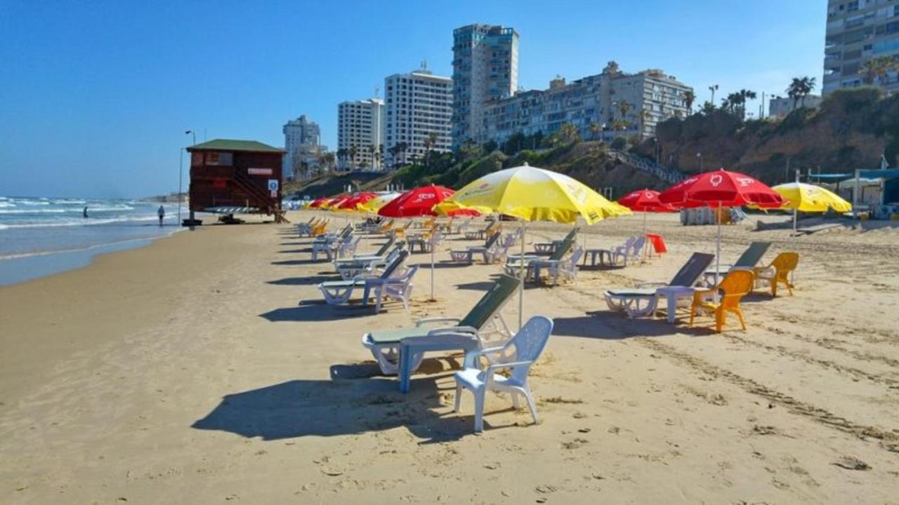 Spat Beach Bat Yam Esterno foto